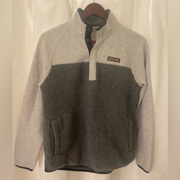 Vineyard Vines Gray Quilted and Sherpa Button Up Sweater - Picture 1 of 4